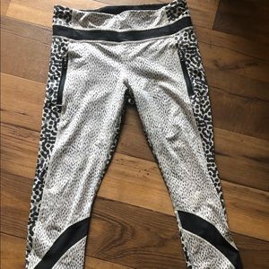 Lululemon leopard print leggings
